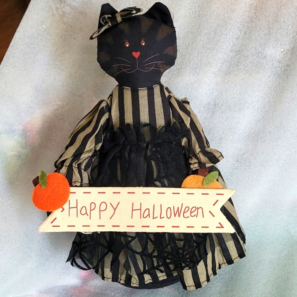 Halloween kitty with weighted bottom
